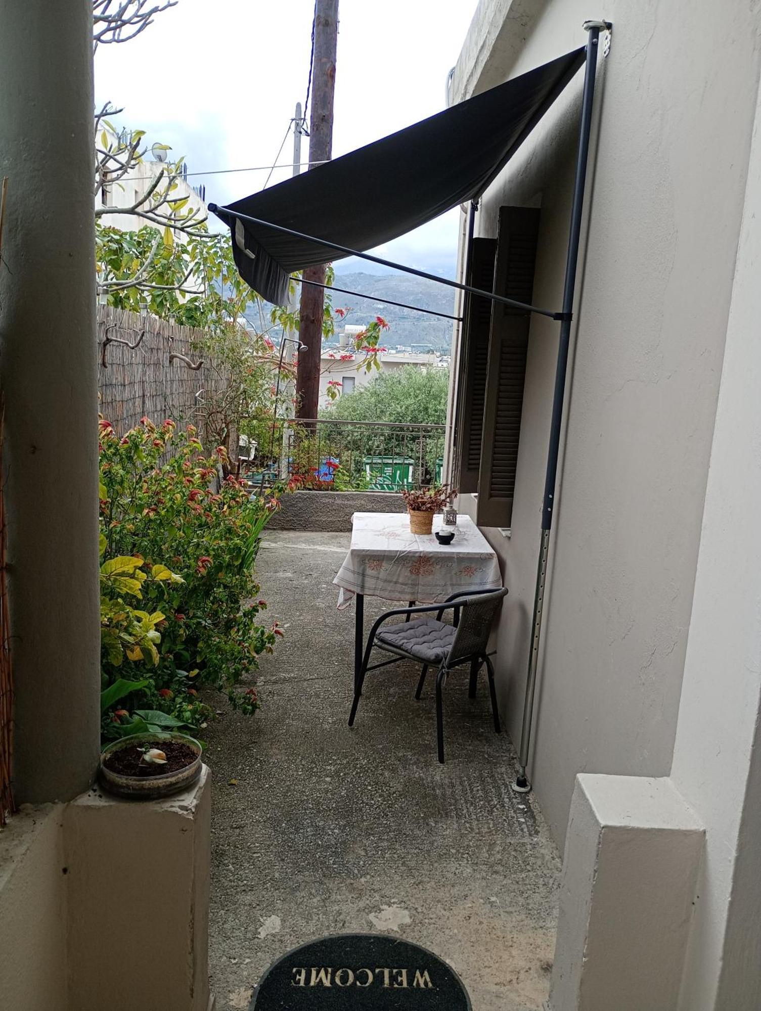 πλήρως ανακαινισμένη μονοκατοικία. Casa de férias